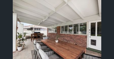 Charming Family Home with a Touch of History and Modern Conveniences - Photo 2