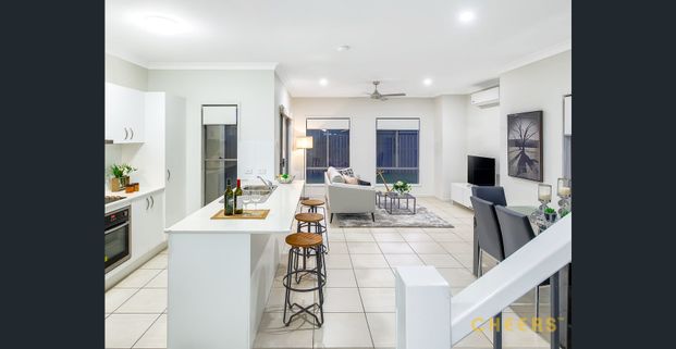 Spacious Family Home! Touch of Luxury! - Photo 1