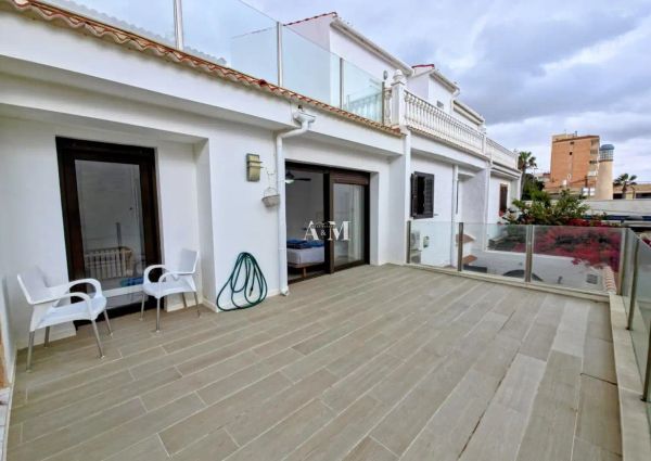 Pilar De La Horadada