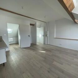 Location Appartement 1 pièces 16 m2 à Saint-Quentin - Photo 1