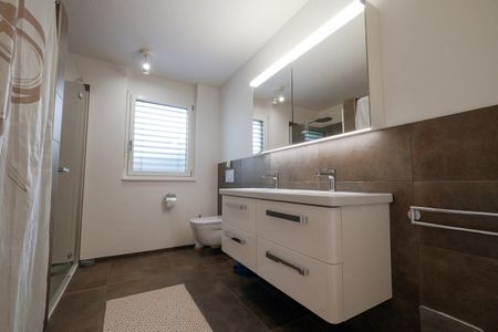 Moderne 4.5-Zimmer Duplex Wohnung in Bösingen zu vermieten - Photo 5