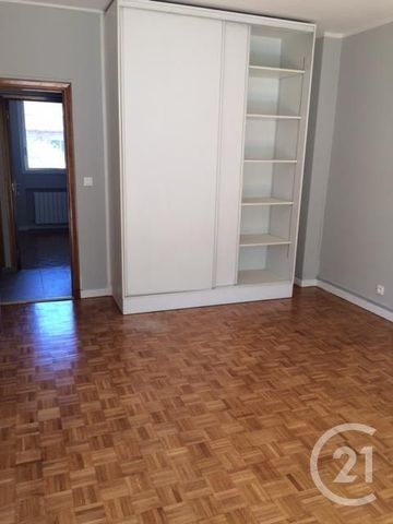 Appartement F4 À Louer 4 Pièces - 86,19 M - Photo 3