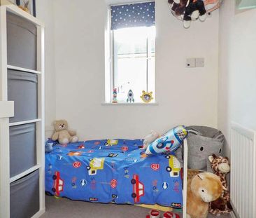 Padstow Road, Swindon, Wiltshire, SN2 - Photo 5