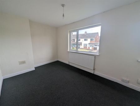 3 Beds - Terraced House - - Photo 3