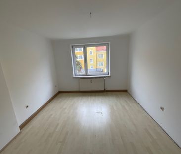 4 Zimmer Wohnung in ruhiger Lage und doch Zentral - Photo 1