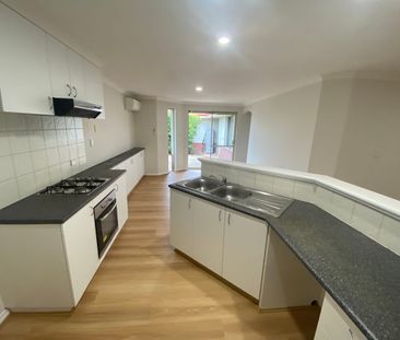 WELL PRESENTED THREE BEDROOMS, TWO BATHROOM HOME IN MORLEY - Photo 4