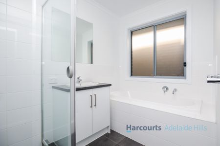 46 Wycombe Drive, Mount Barker SA 5251 - House For Rent - $600 | Domain - Photo 4