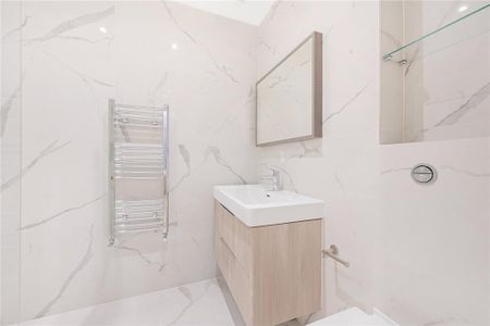 3 bedroom apartment to rent - Photo 4