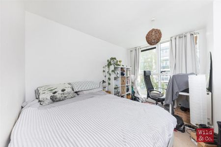 3 bedroom apartment to rent - Photo 3