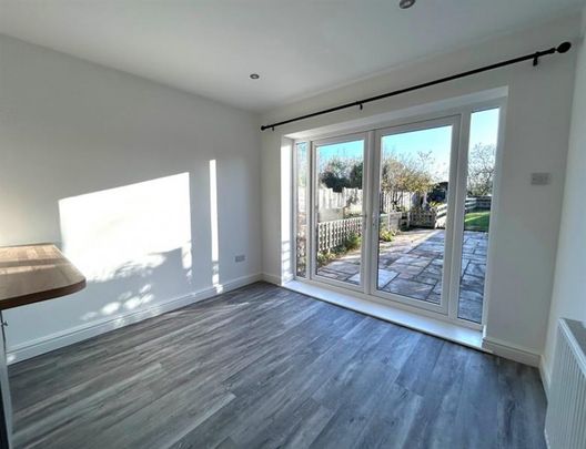 2 Bedroom Terraced Available Arranging tenancy - Photo 1