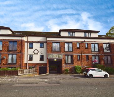 flat to rent - Photo 2