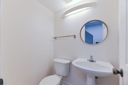 For Lease - 50 Strathaven Drive Unit# 14, Mississauga, Ontario - Photo 2