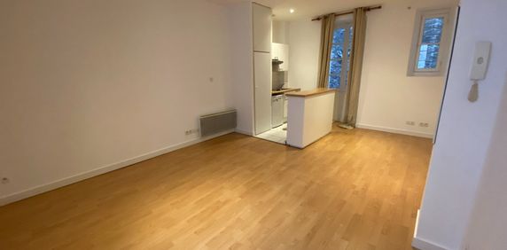 Location Appartement 1 pièce 28m² NANTES 44000 - Photo 2