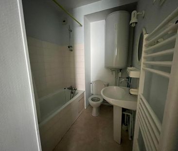 Location Appartement 1 pièce 27m² CASTRES 81100 - Photo 2