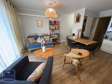 Location Appartement 2 pièces 53m² LE GRAU DU ROI 30240 - Photo 2