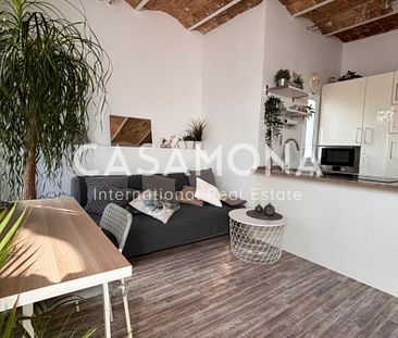 Bright and Boho Styled Apartment with Private Terrace in Poble Sec - Photo 1