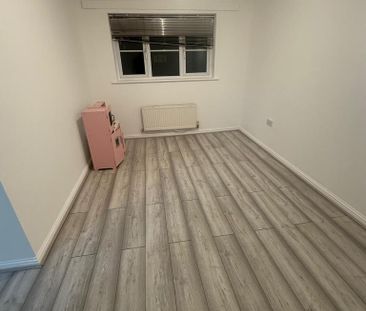 3 bedroom detached house to rent - Photo 5