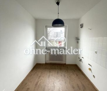 Frisch sanierte 3-Zimmer-Wohnung mit Balkon in Eisenberg – 74 m², i... - Photo 2
