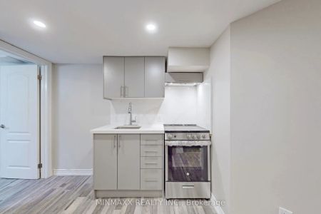 1264 Clifford Point - Photo 3