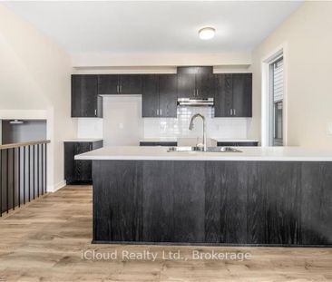 For Lease - 318 Catsfoot Walk, Barrhaven, Ontario - Photo 2