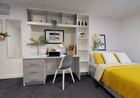 Gold Studio - Photo 3