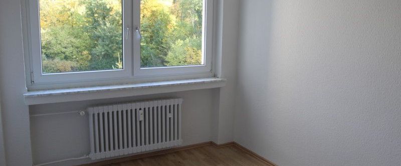 Renovieren nein danke? Wir übergben schlüsselfertig! Rufen Sie an! - Photo 1