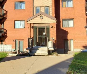 Place Mercier | Appartement 5 1/2 Neuf à Louer | 3 bedrooms for Ren... - Photo 1