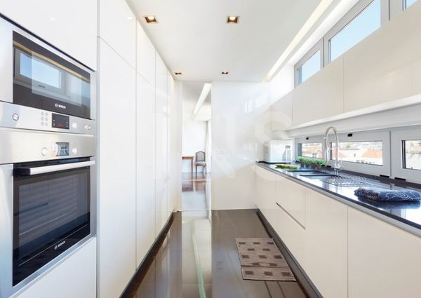 Apartamento T5 em Lisboa