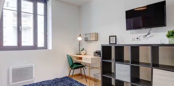 LACASSAGNE Roommate 4 Bedrooms at Lyon 3e - Photo 2