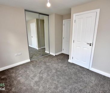 Apt 6, 12a Highgrove Meadows, Belfast, BT13 3FX - Photo 2