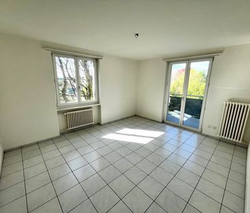 Helle 3.5-Zimmer-Wohnung mit Balkon in Grenchen - Photo 1