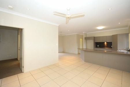 Large Three Bedroom Home with Side Access - Close to Trinity Anglican School - Photo 3