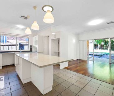 Spacious 4 Bedroom Family Home with Park Access | Prime Kingsgrove ... - Photo 4