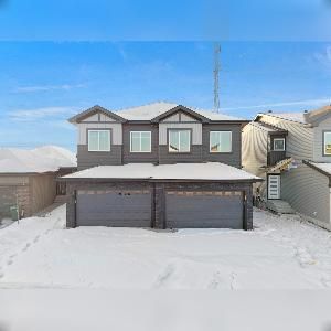 3 Bedroom Double Garage River Valley Fort Saskatchewan - Photo 1