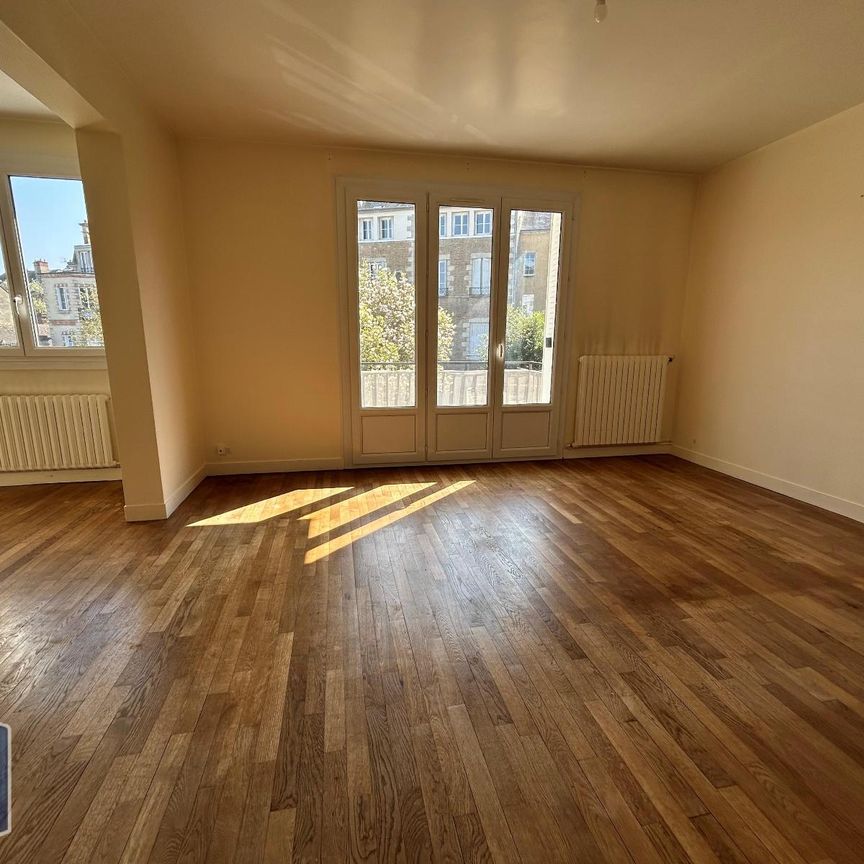 Location Appartement 4 pièces 93m² ALENCON 61000 - Photo 1