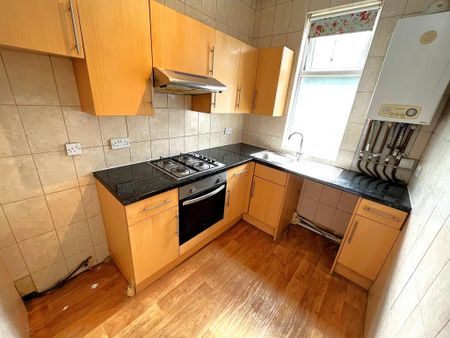 2 bedroom flat to rent - Photo 5