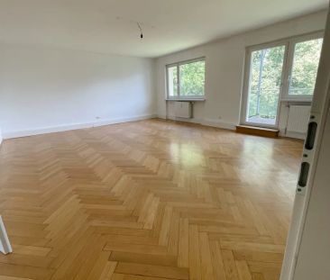 3-Zimmer Wohnung mit separater Küche und Balkon in zentraler Ruhelage! - Foto 2