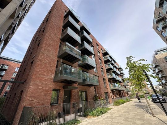 Room in a Shared Flat, Thunderer Street, E13 - Photo 1