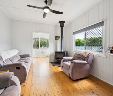 Beautifully renovated cottage! - Photo 1