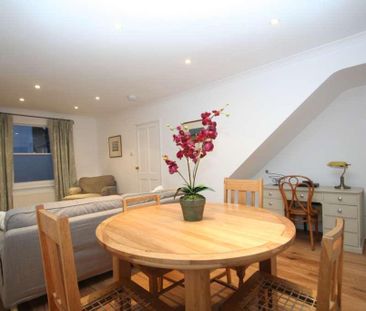 2 bedroom end of terrace house to rent - Photo 2