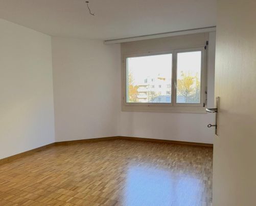 Geräumige 4.5 Zimmer-Wohnung an ruhiger Lage in Zollikofen - Photo 1