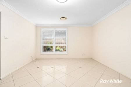 Family Dream Home in Prime School Catchment! - Photo 2