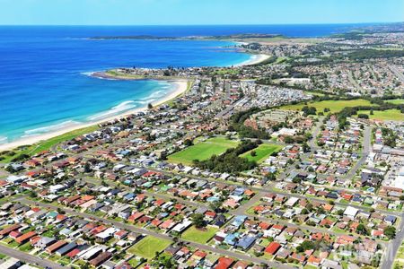 Modern Single Level 3 Bedroom Home - Photo 3