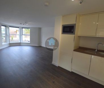 2 bedroom apartment to rent - Photo 4