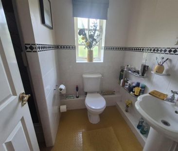 4 bedroom detached house to rent - Photo 6