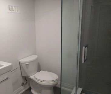 31 Compton Crescent #Bsmt Apt B - Photo 1