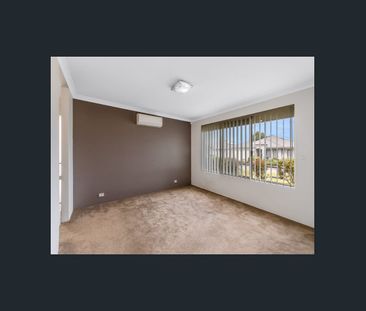 Well-presented family home - Photo 5