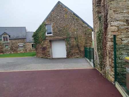 MAISON T6 A LOUER PEILLAC 56220 MORBIHAN BRETAGNE - Photo 2