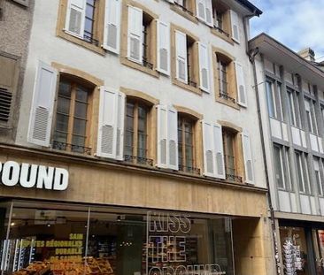 Charmant logement en plein centre d'Yverdon - Premier loyer net offert - Foto 3
