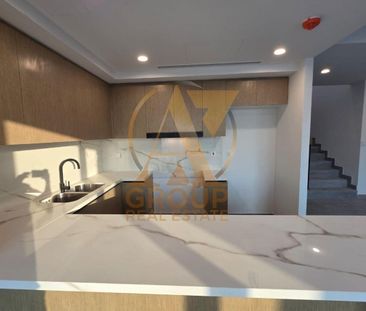 Single Row | Close to Pool & Park | Big Green Belt - Photo 3